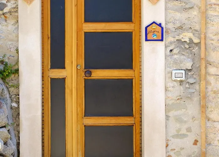 Bed & Breakfast Ospitalita Diffusa Jungi Mundu *