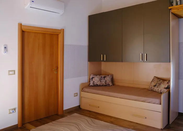 Bed & Breakfast Ospitalita Diffusa Jungi Mundu *